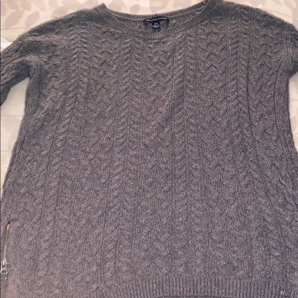 American Eagle Outfitters Sweater